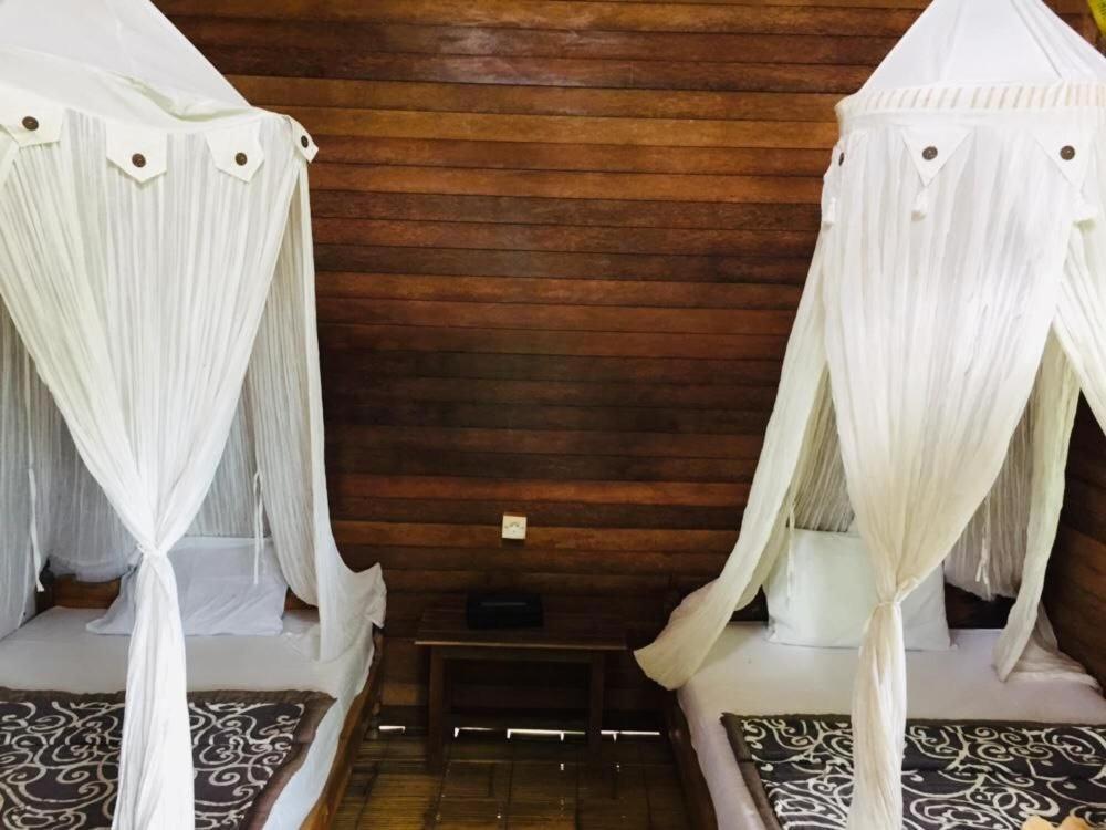 Echo Alam Nusa Lodge Ped Kültér fotó