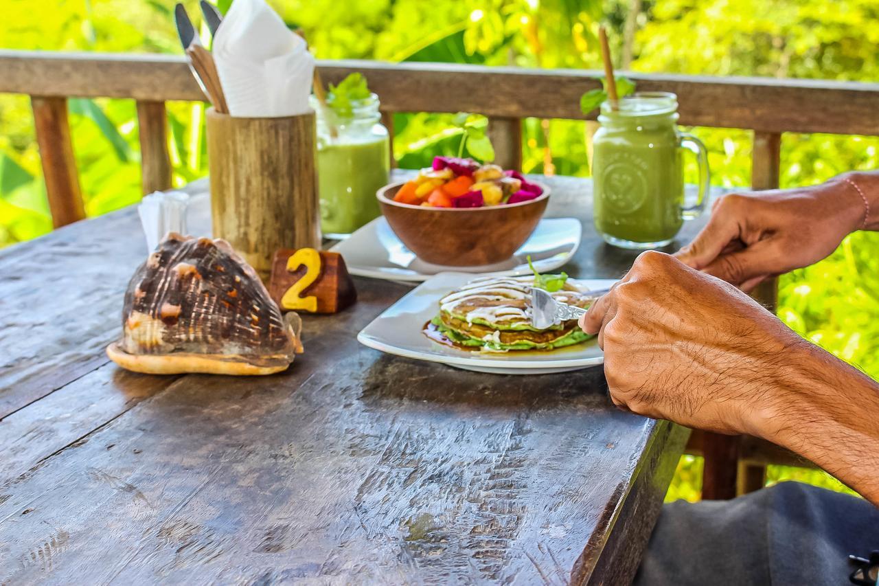 Echo Alam Nusa Lodge Ped Kültér fotó